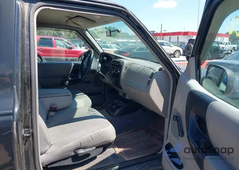 2000 Ford Ranger Xl/Xlt from USA, damaged, VIN 1FTYR14V4YTB25808